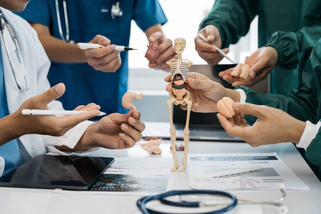 medical team working 2024 12 19 15 46 34 utc